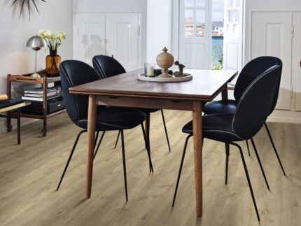 EVD49513 Roble Aura